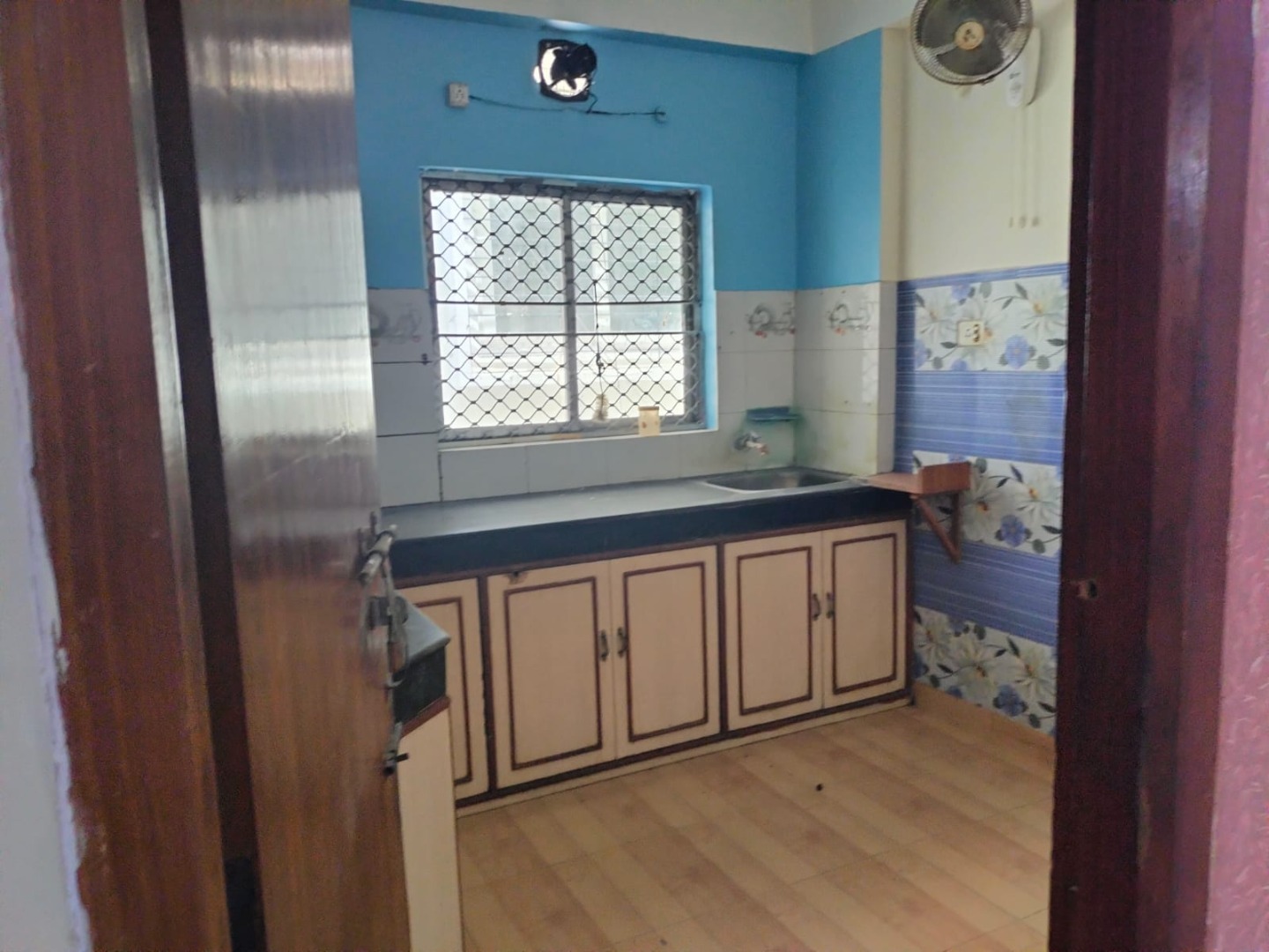 Semi Furnished 3bhk in Rukmini Gaon, Guwahati, Assam, India for Rent